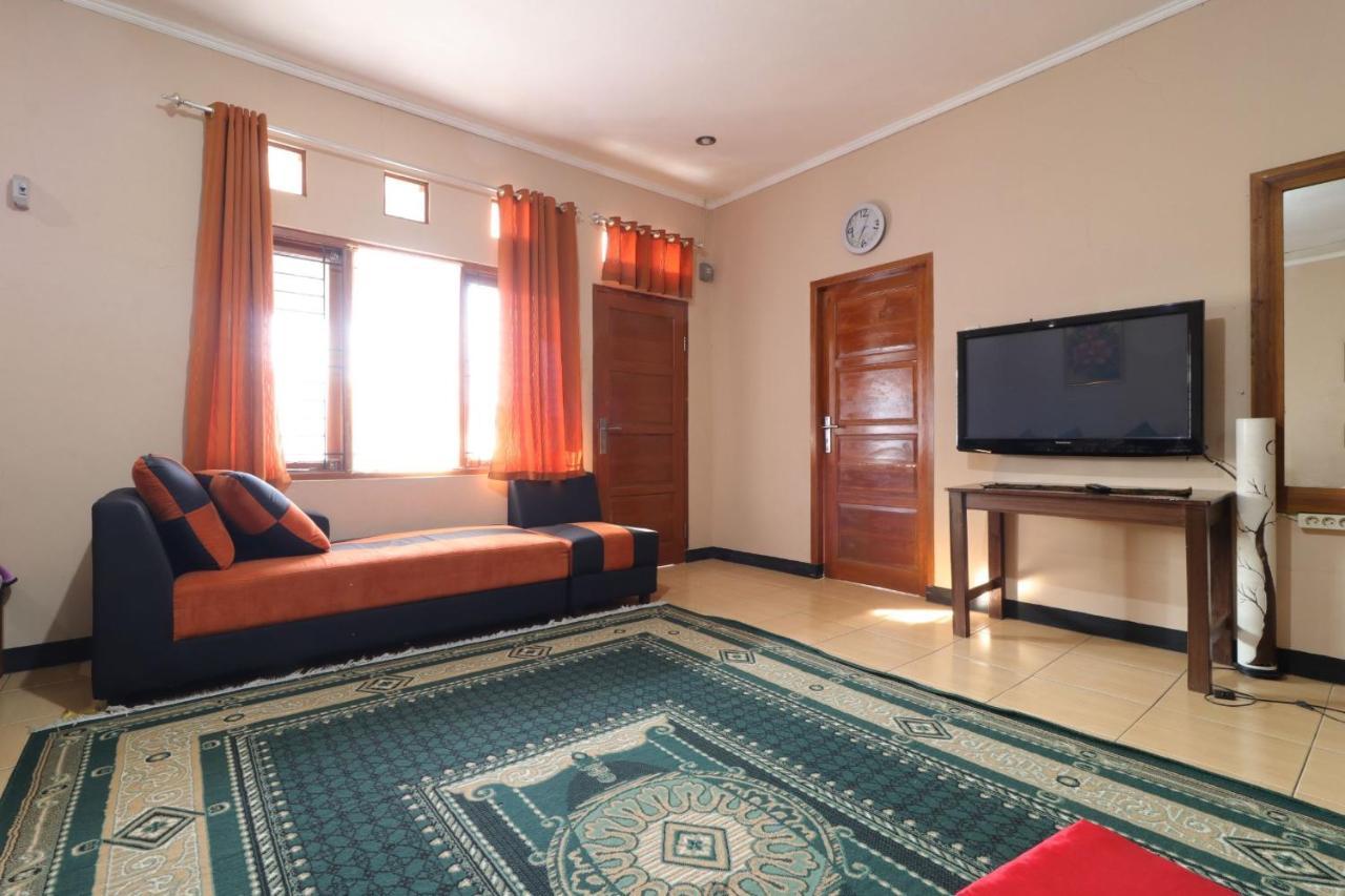 Lembur Incu Syariah Villa & Resto Lembang Extérieur photo